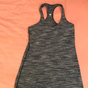 Lululemon tanktop